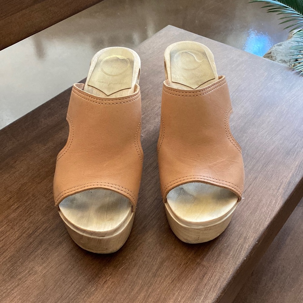 No. 6 Alexis Clogs